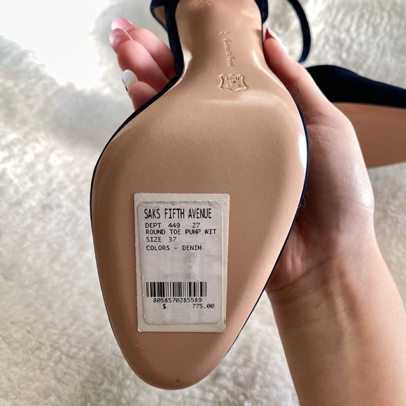 Gianvito Rossi round toe pumps - Picture 4 of 5